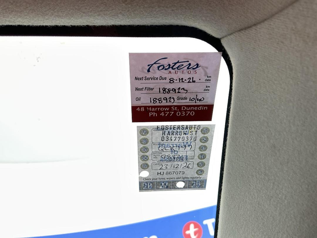 Photo '24' of Toyota Caldina Photo '24' of Toyota Caldina