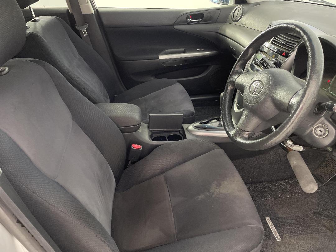 Photo '16' of Toyota Caldina