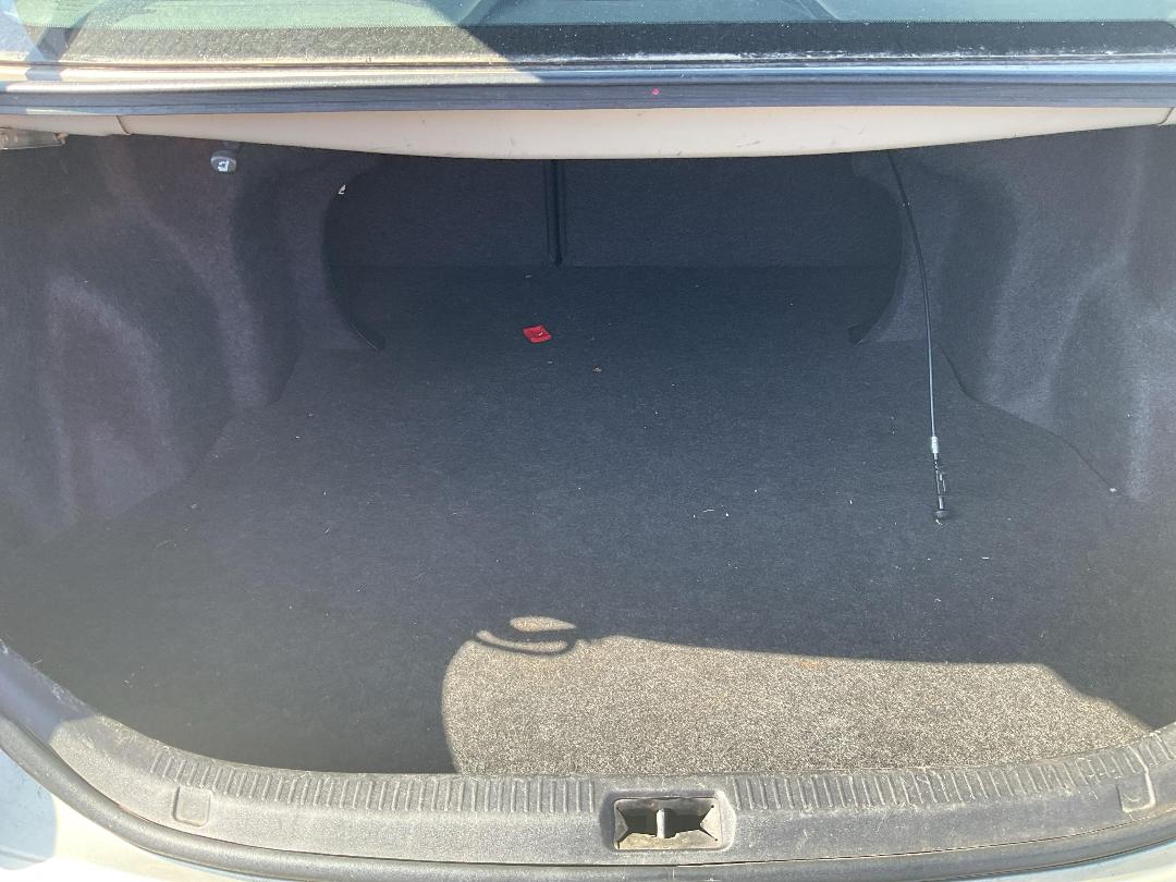 Photo '16' of Toyota Camry GL