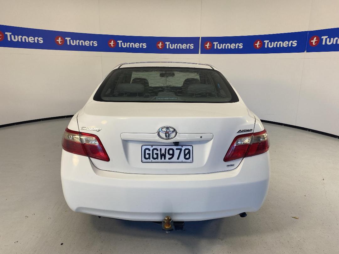 Photo '6' of Toyota Camry Photo '6' of Toyota Camry