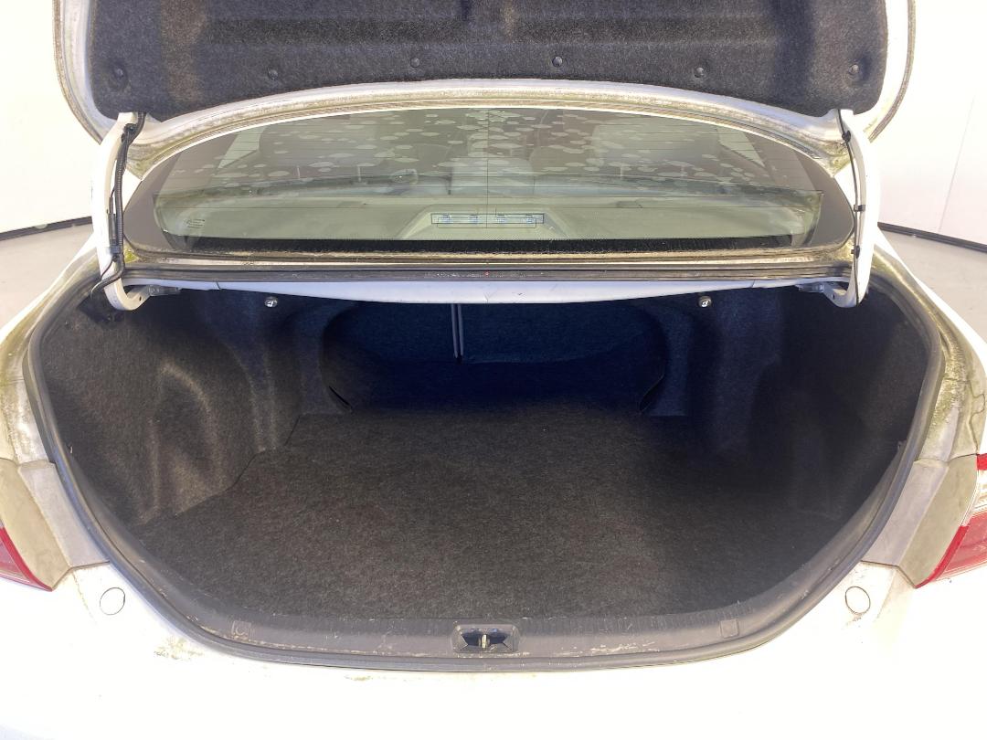 Photo '14' of Toyota Camry Photo '14' of Toyota Camry