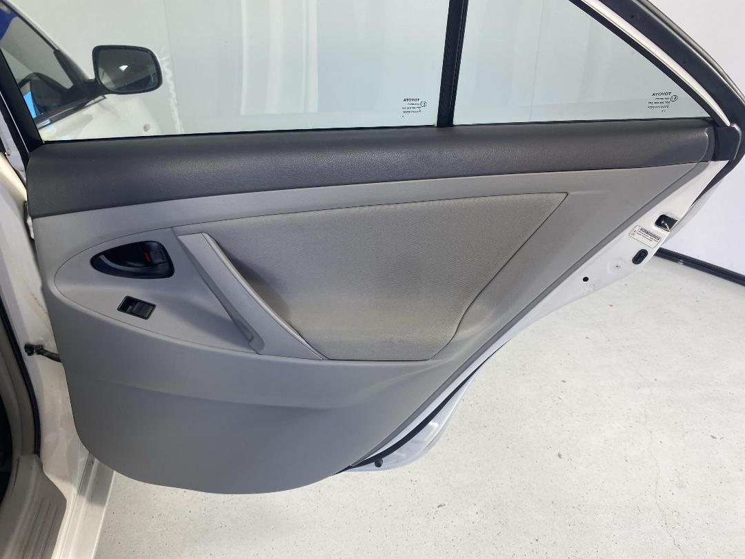 Photo '19' of Toyota Camry Photo '19' of Toyota Camry