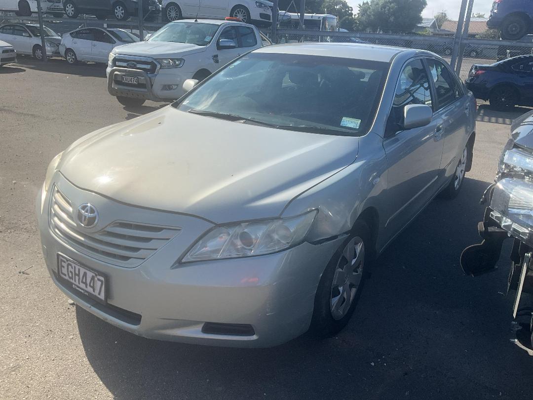 Photo '3' of Toyota Camry GL Photo '3' of Toyota Camry GL