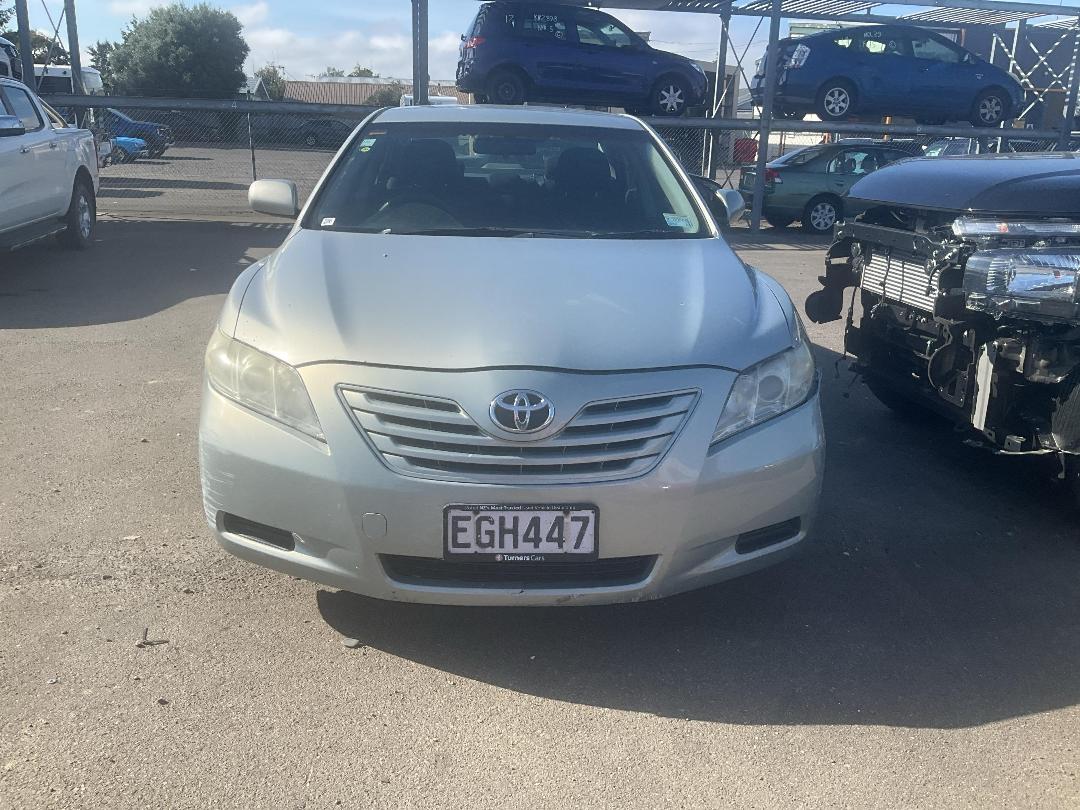 Photo '2' of Toyota Camry GL Photo '2' of Toyota Camry GL