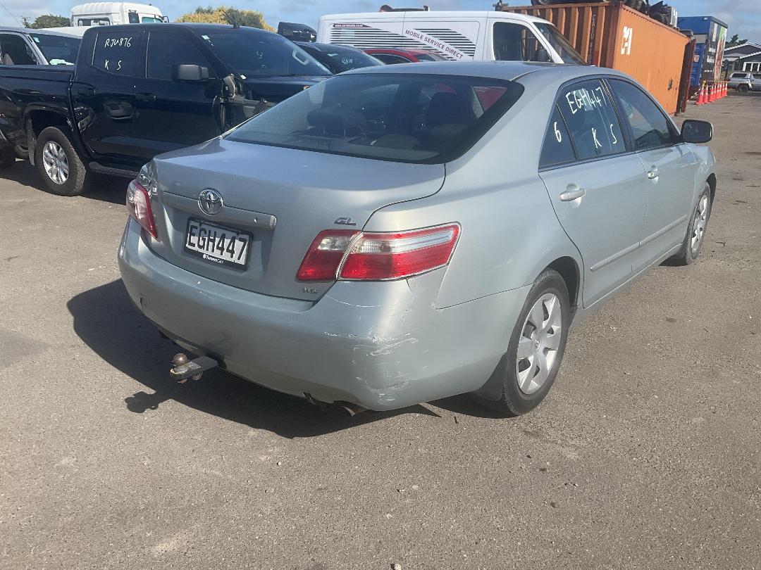 Photo '5' of Toyota Camry GL Photo '5' of Toyota Camry GL