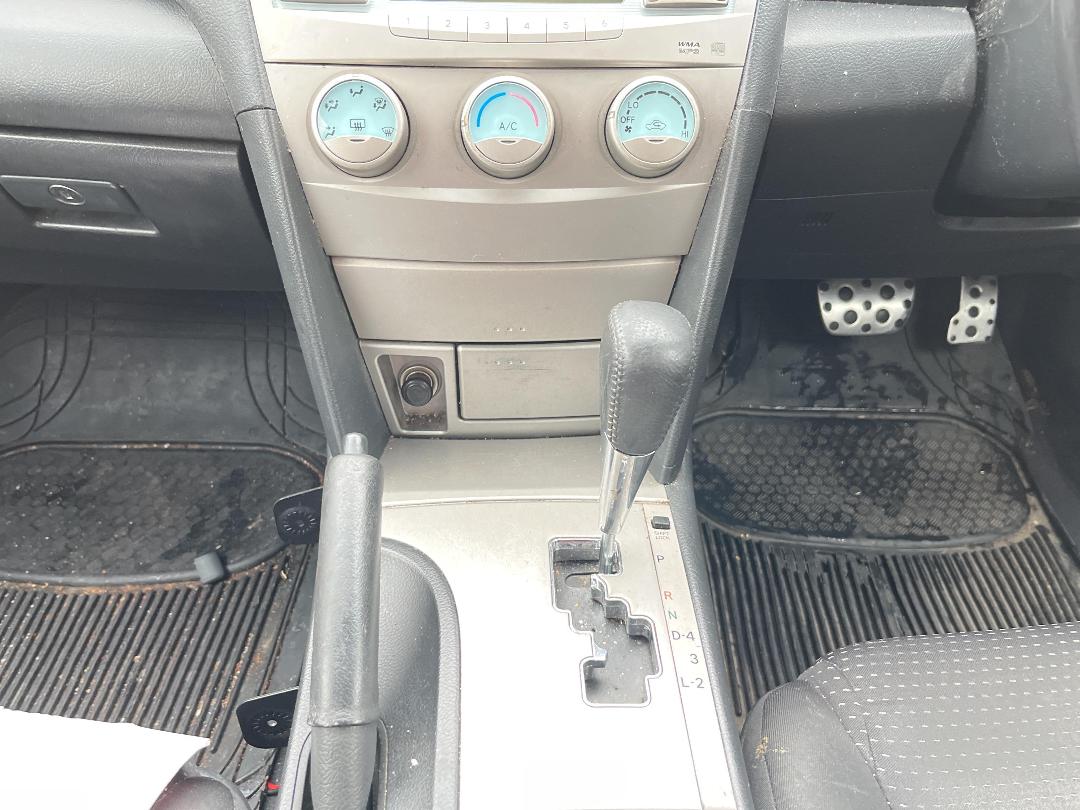 Photo '20' of Toyota Camry Sport Photo '20' of Toyota Camry Sport