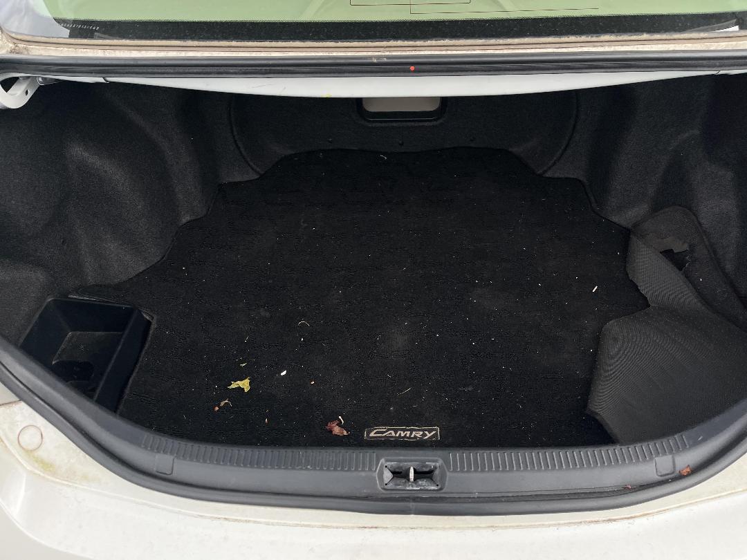 Photo '8' of Toyota Camry