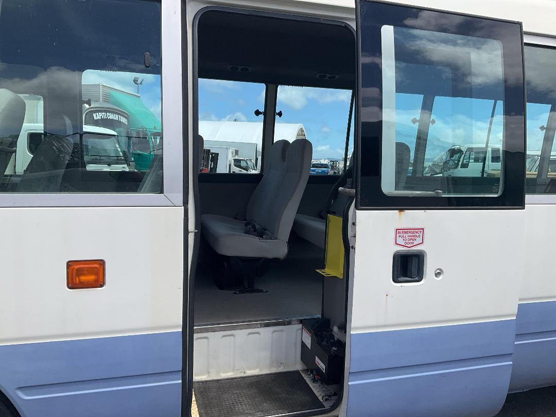 Photo '11' of Toyota Coaster Bus