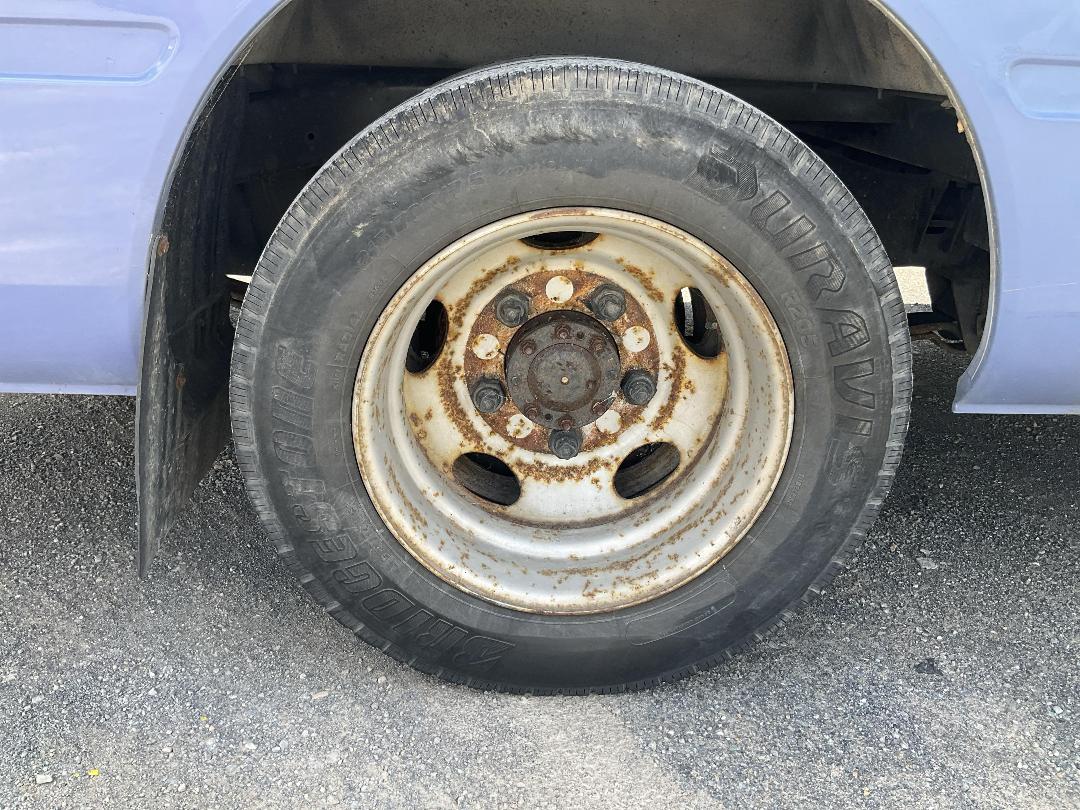 Photo '35' of Toyota Coaster Bus