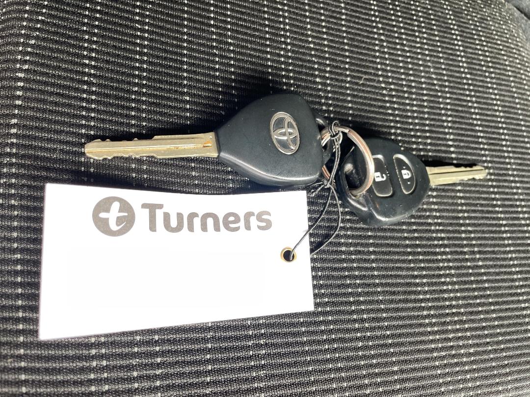 Photo '22' of Toyota Corolla