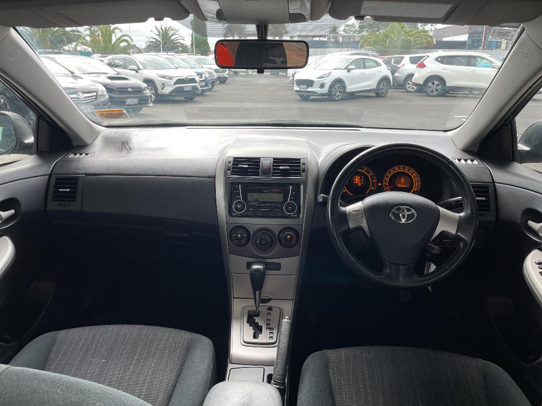 Photo '17' of Toyota Corolla