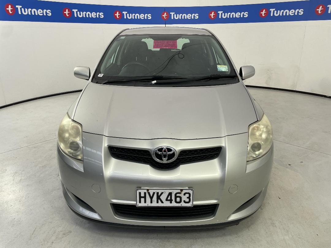 Photo '3' of Toyota Corolla GX Photo '3' of Toyota Corolla GX