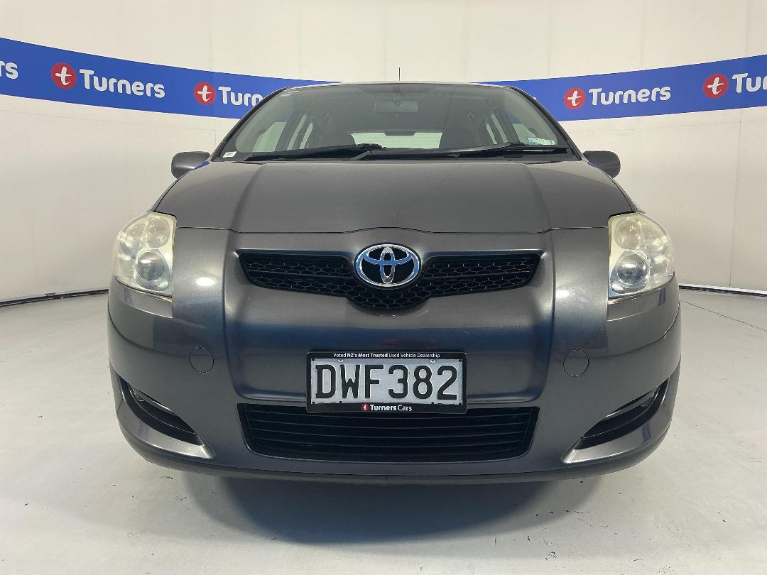 Photo '2' of Toyota Corolla