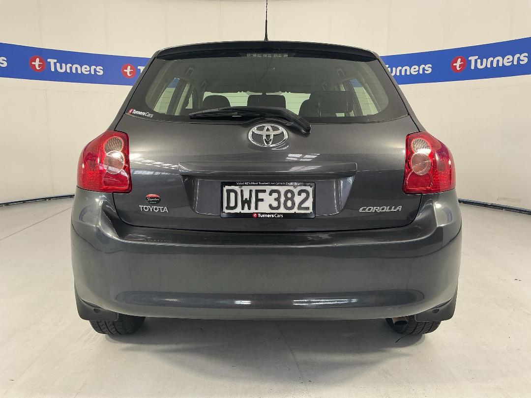 Photo '6' of Toyota Corolla