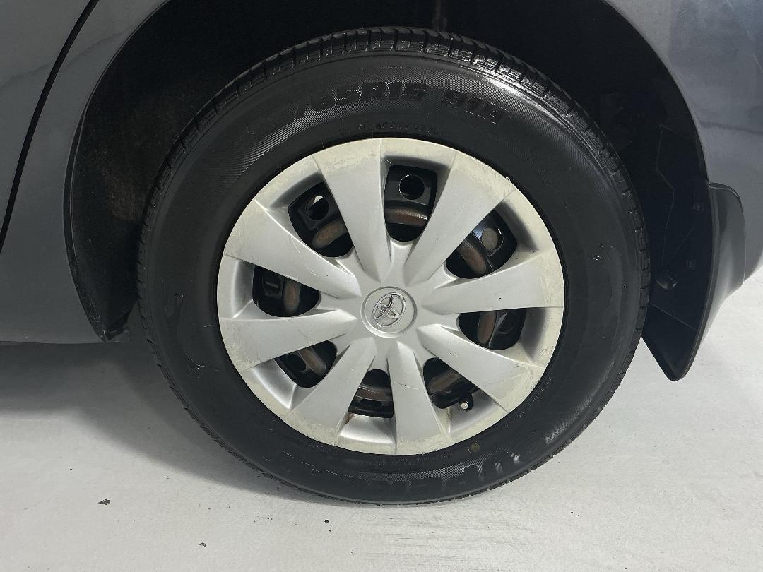 Photo '11' of Toyota Corolla