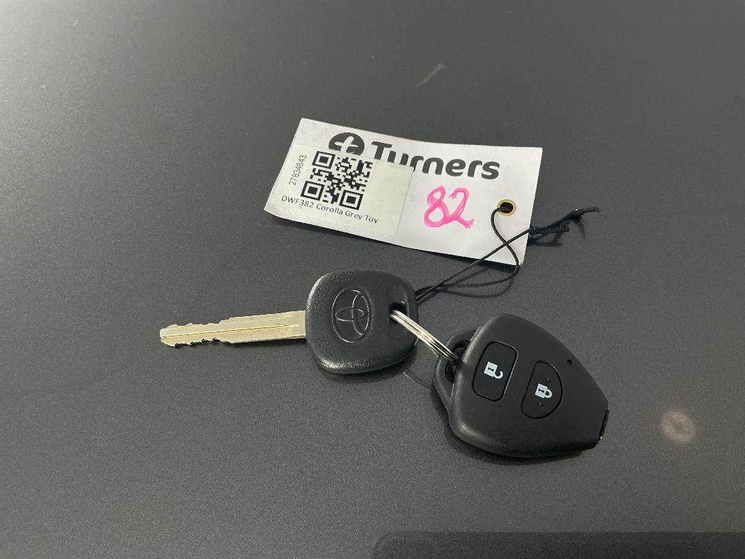 Photo '22' of Toyota Corolla