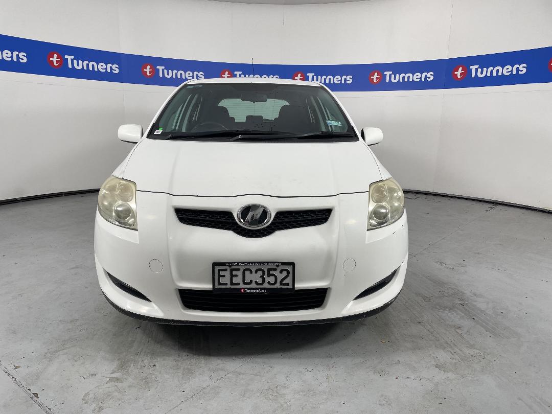 Photo '2' of Toyota Corolla