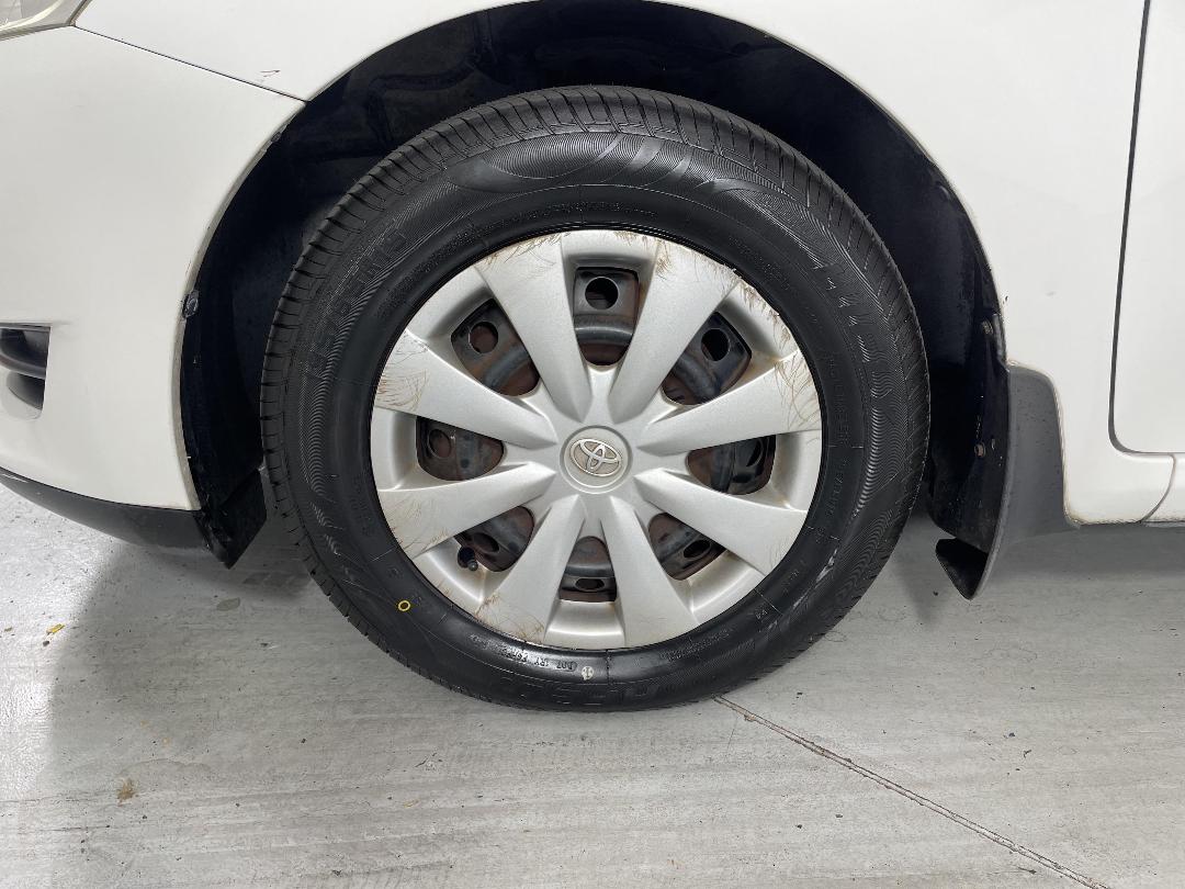 Photo '10' of Toyota Corolla