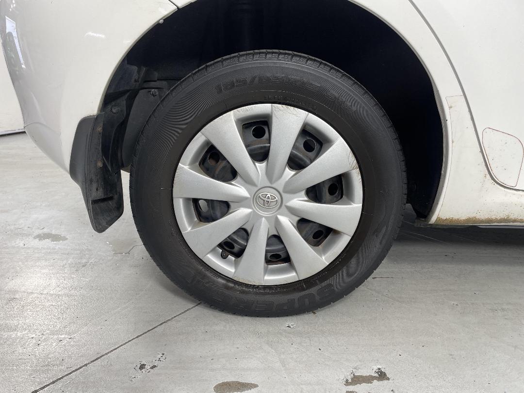 Photo '12' of Toyota Corolla