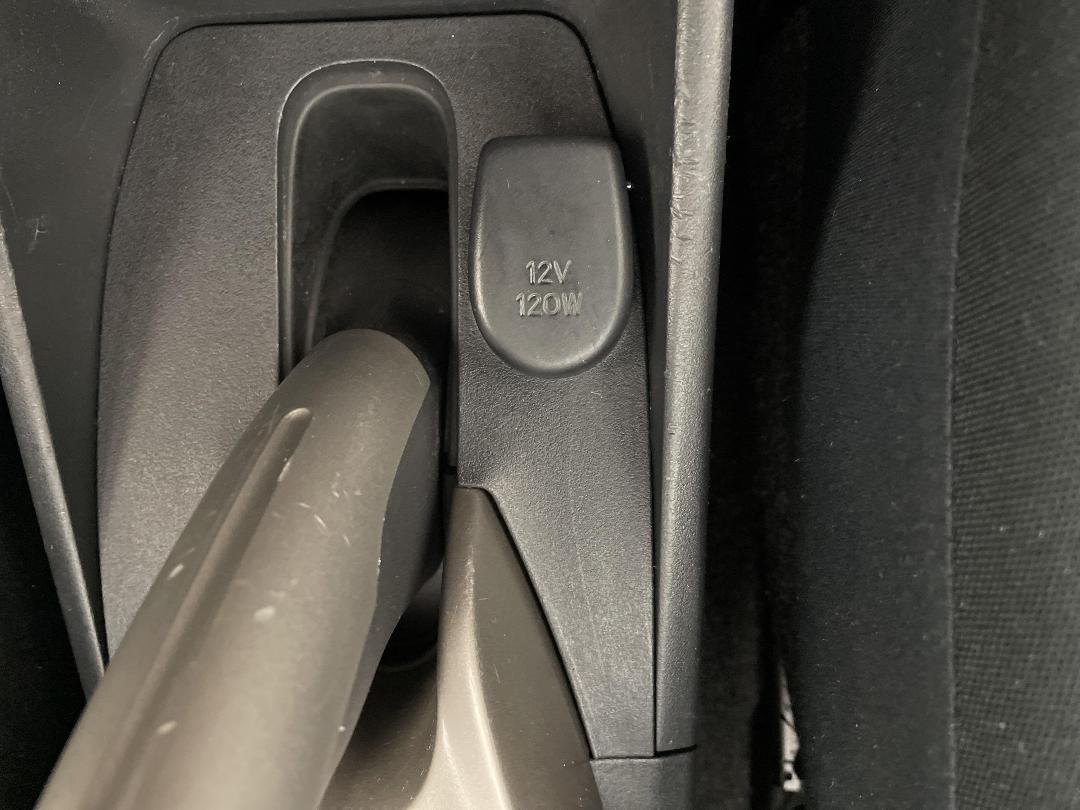 Photo '24' of Toyota Corolla