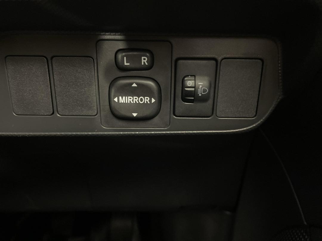 Photo '25' of Toyota Corolla