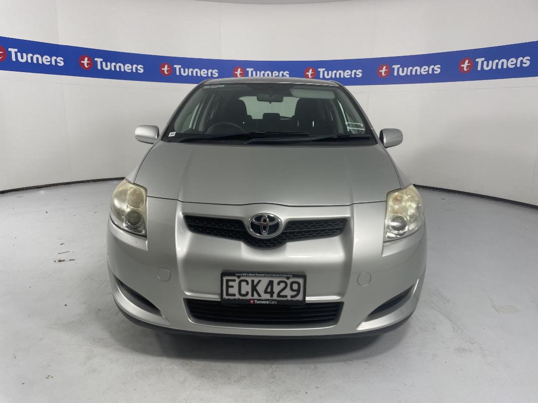 Photo '2' of Toyota Corolla