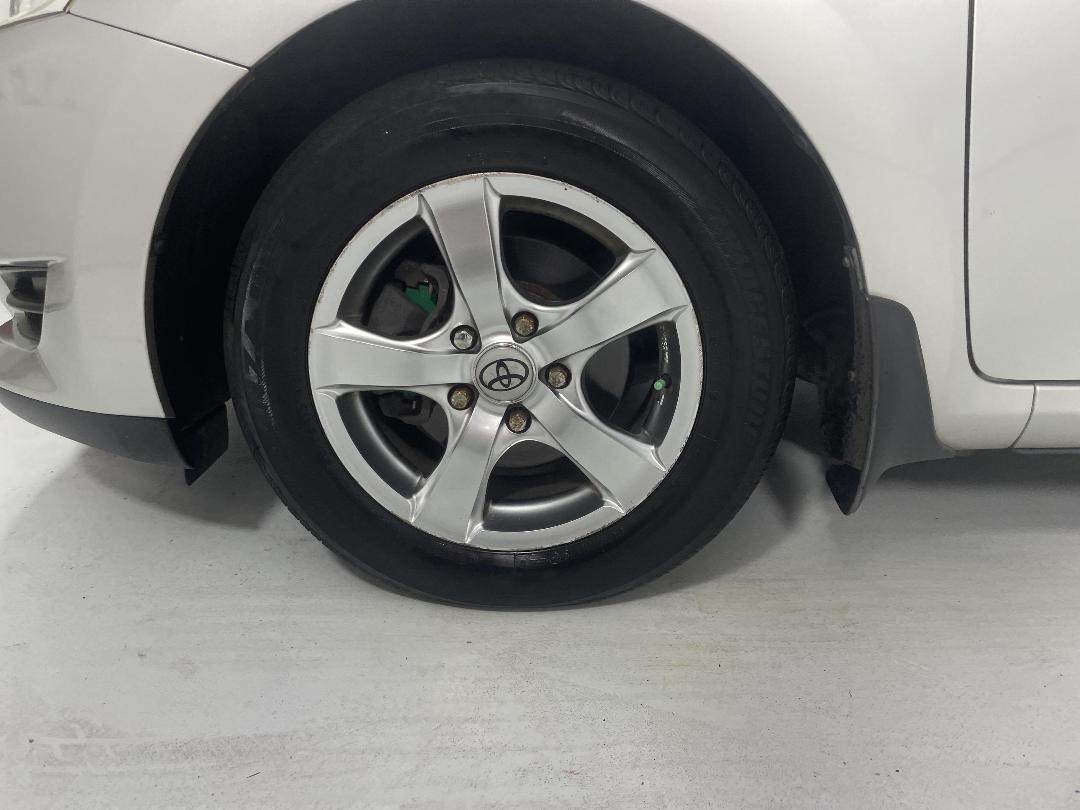 Photo '10' of Toyota Corolla