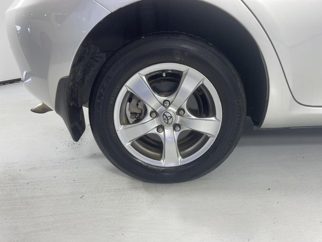 Photo '12' of Toyota Corolla