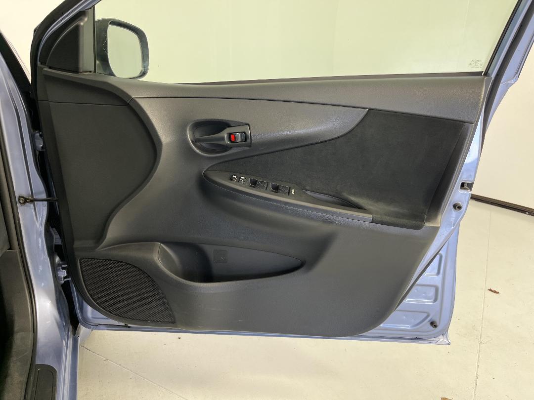 Photo '15' of Toyota Corolla