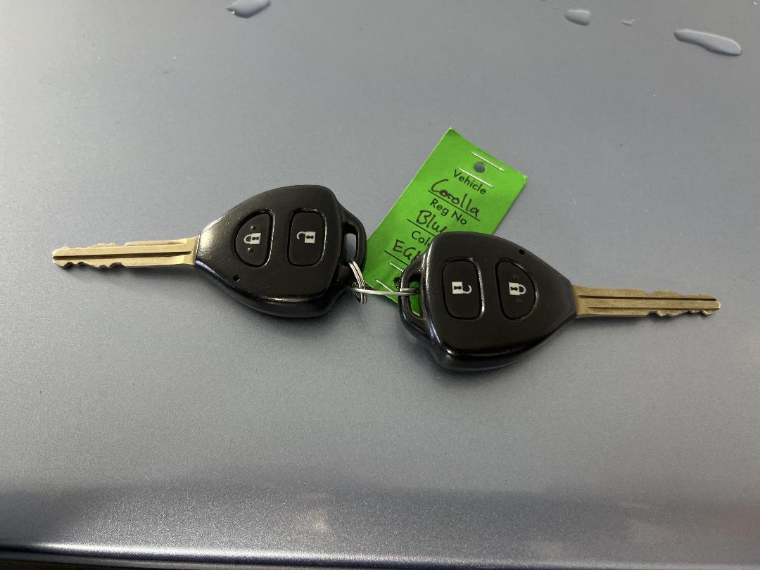 Photo '22' of Toyota Corolla