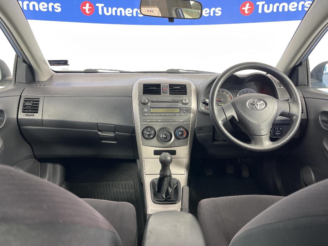 Photo '17' of Toyota Corolla