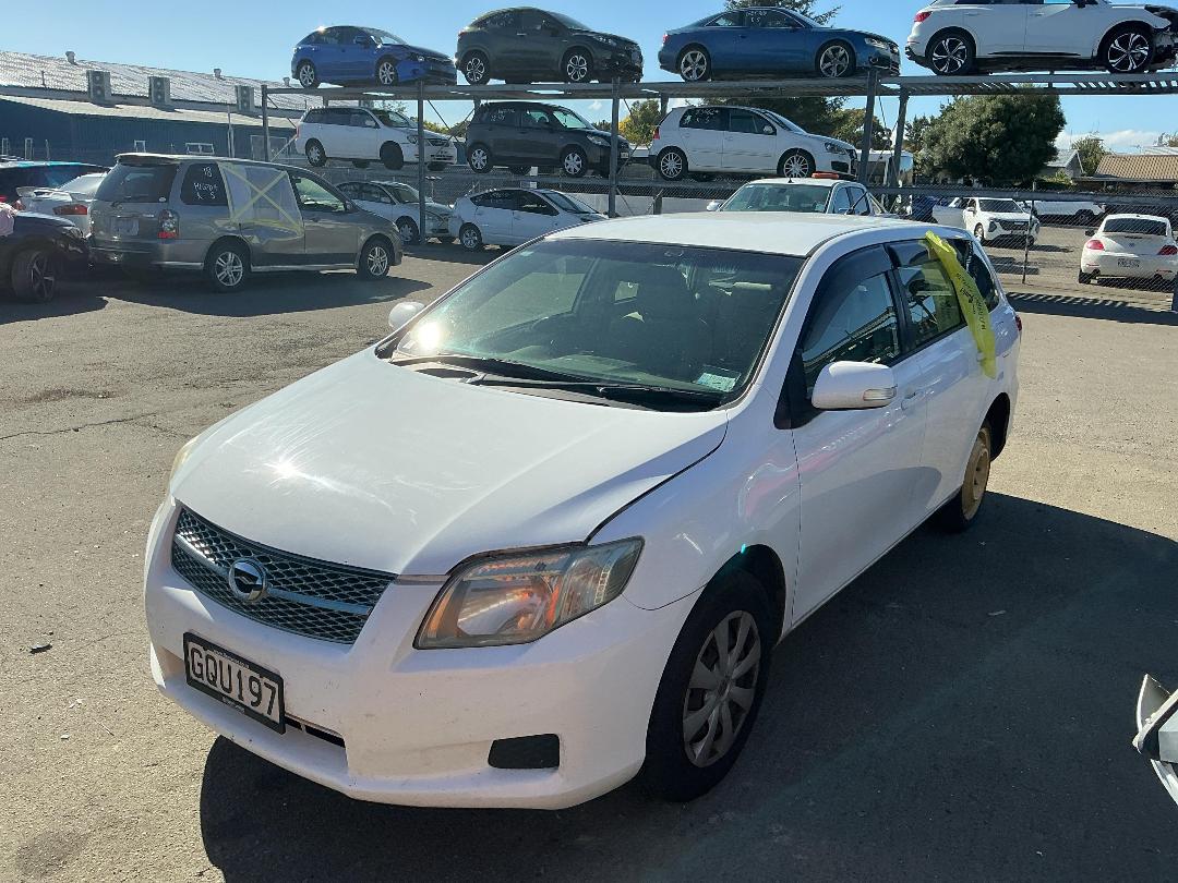 Photo '3' of Toyota Corolla Fielder Photo '3' of Toyota Corolla Fielder