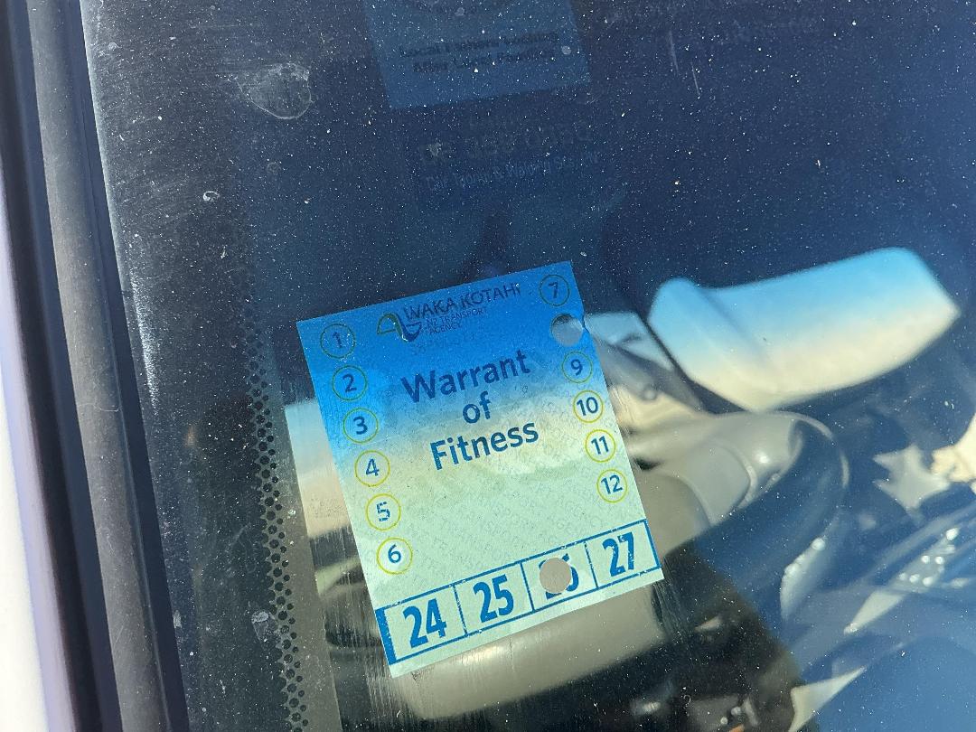 Photo '15' of Toyota Corolla Fielder Photo '15' of Toyota Corolla Fielder