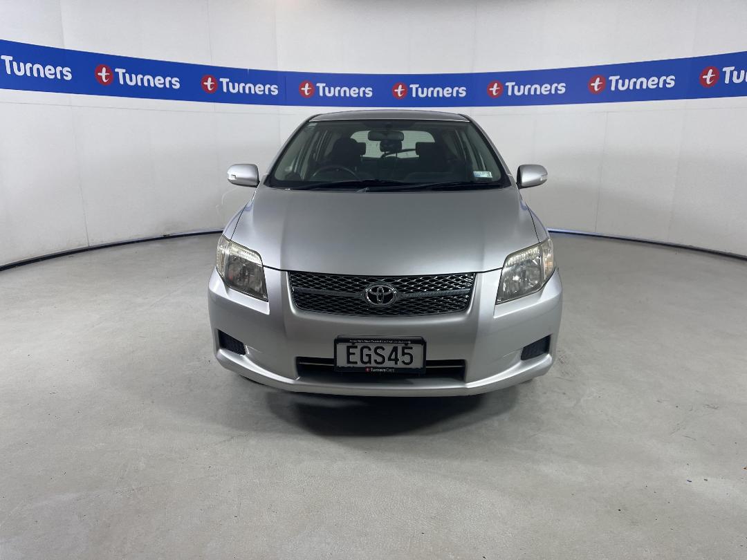 Photo '2' of Toyota Corolla Photo '2' of Toyota Corolla