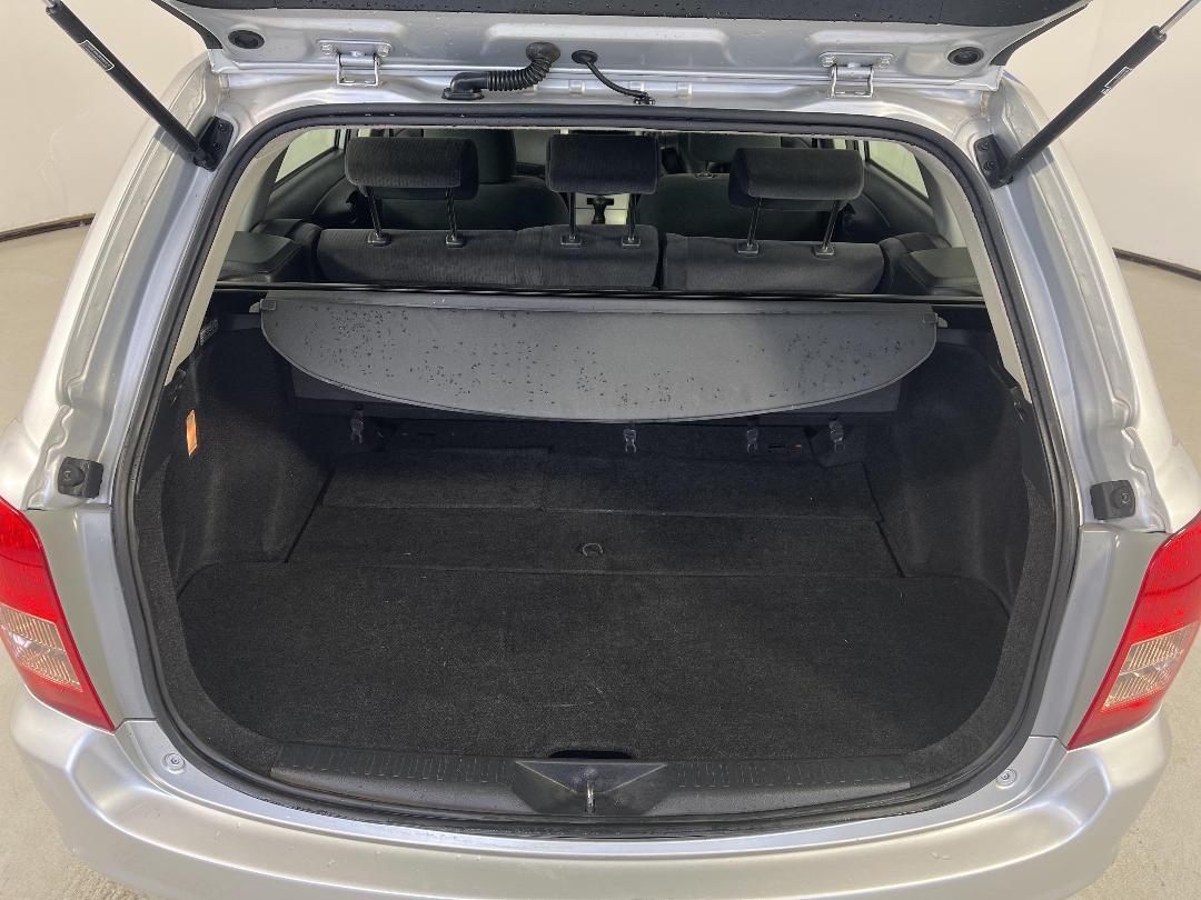 Photo '14' of Toyota Corolla Photo '14' of Toyota Corolla