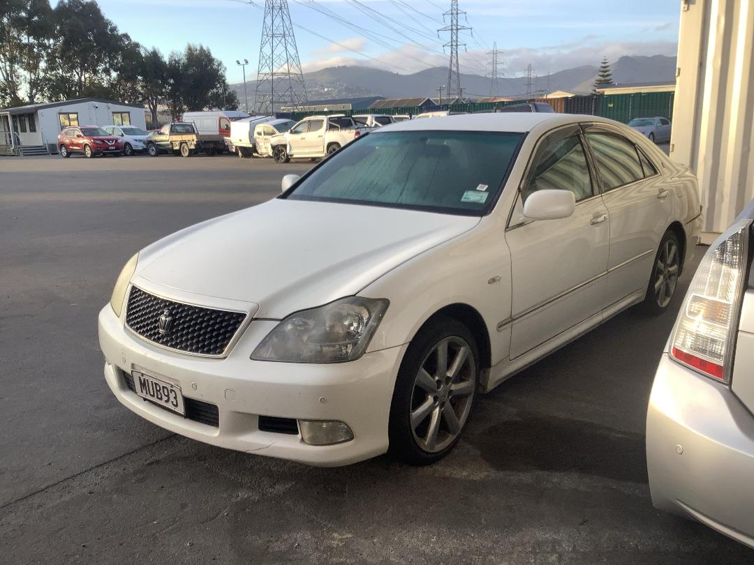 Photo '2' of Toyota Crown