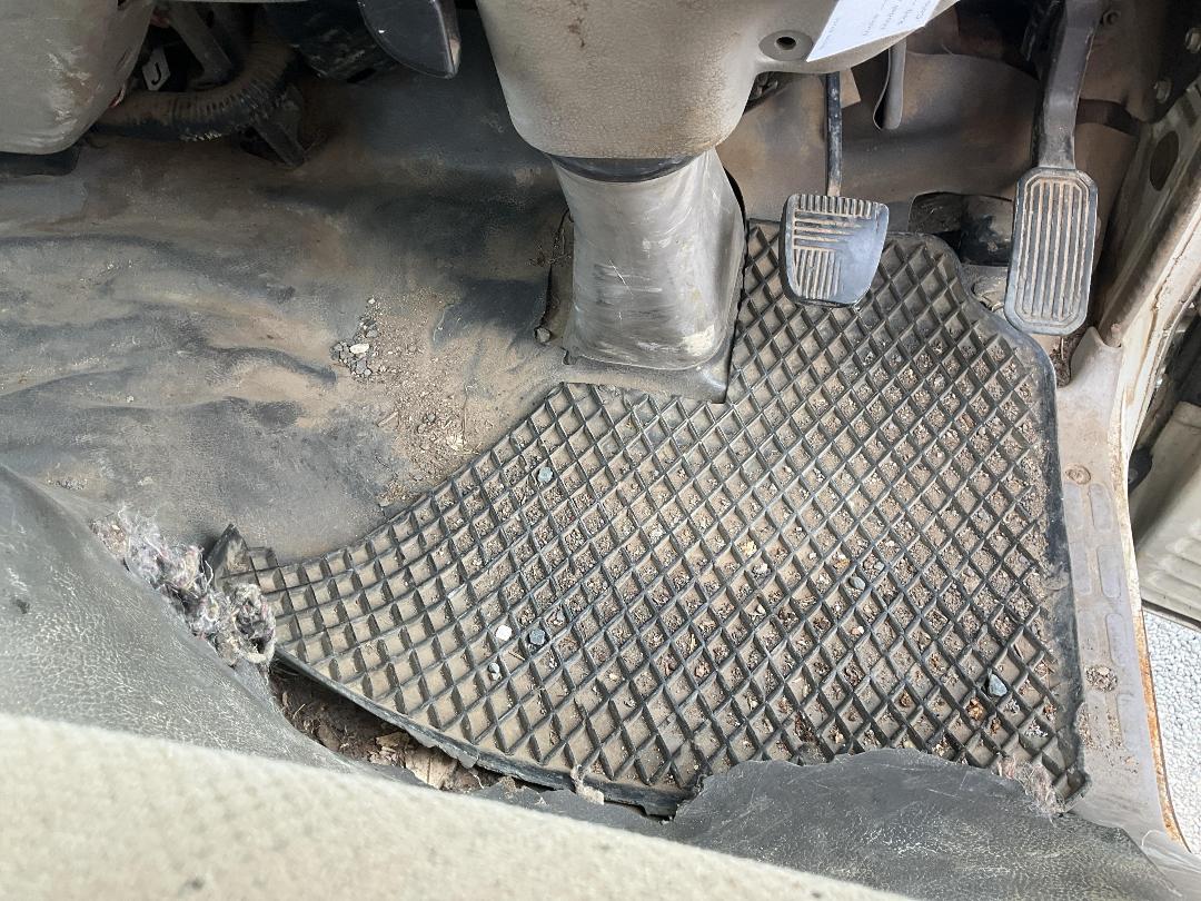 Photo '14' of Toyota Dyna Flat Deck