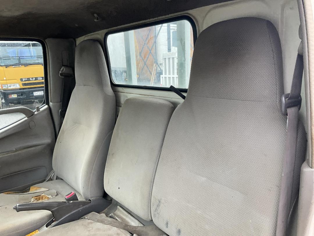 Photo '24' of Toyota Dyna Flat Deck