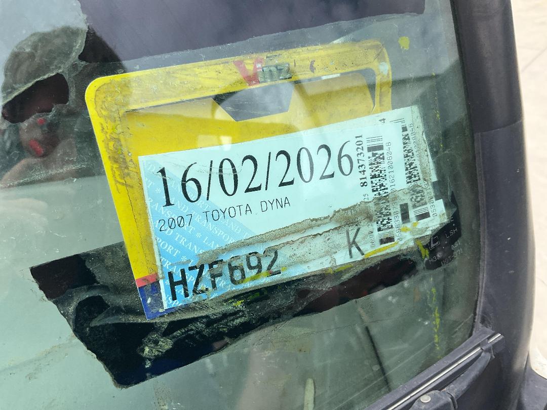 Photo '13' of Toyota Dyna Tipper