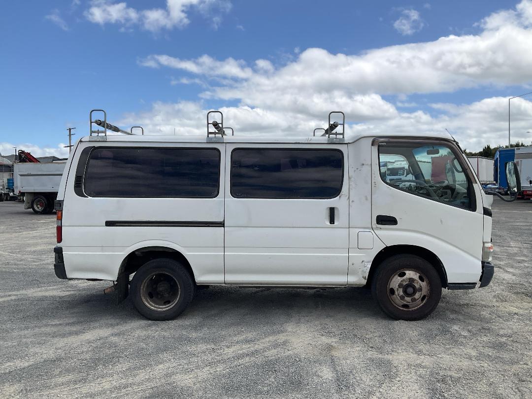 Photo '3' of Toyota Dyna BDG Van