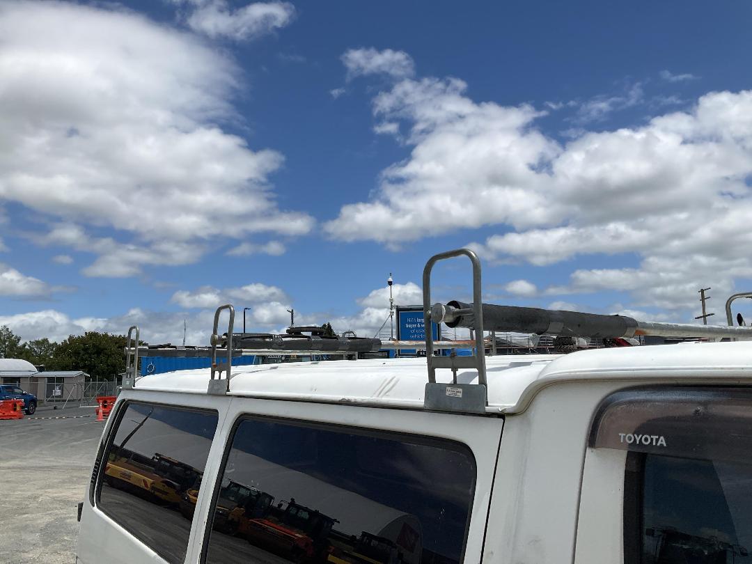 Photo '29' of Toyota Dyna BDG Van