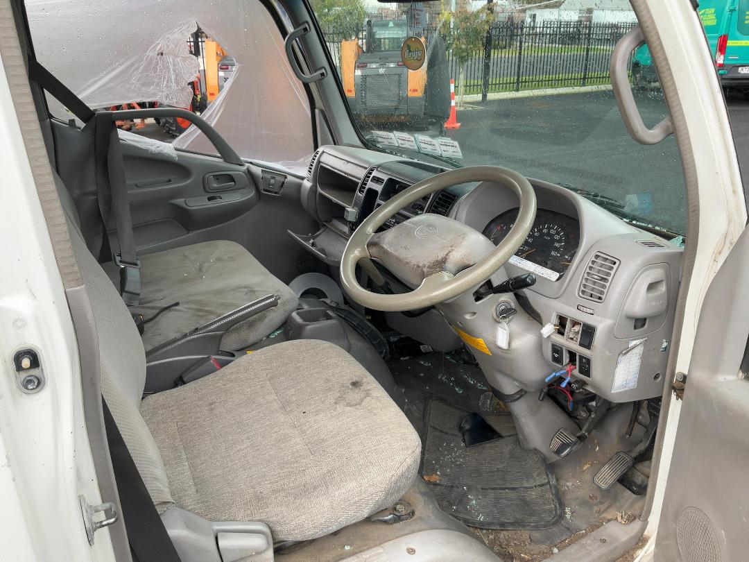 Photo '16' of Toyota Dyna XZU508 Tipper