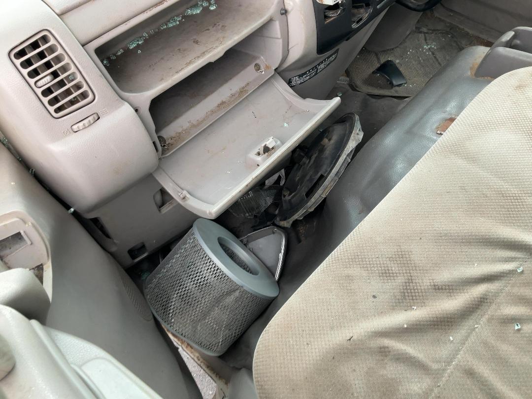 Photo '27' of Toyota Dyna XZU508 Tipper