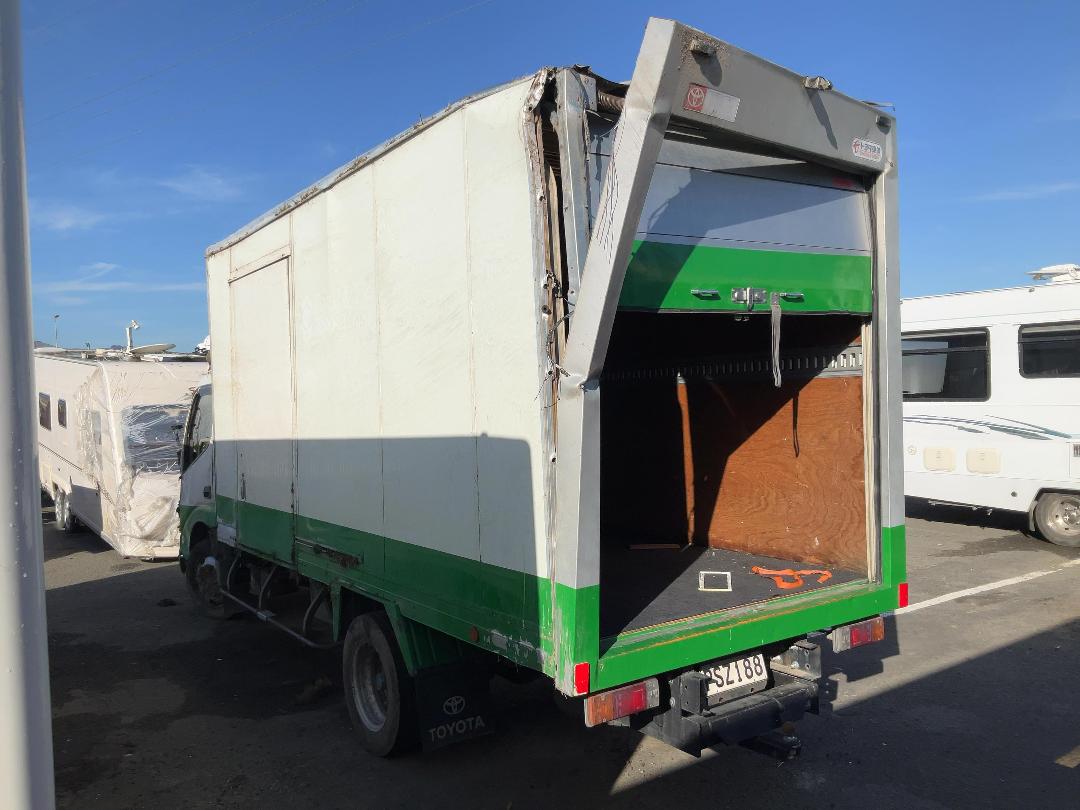 Photo '4' of Toyota Dyna Other Truck