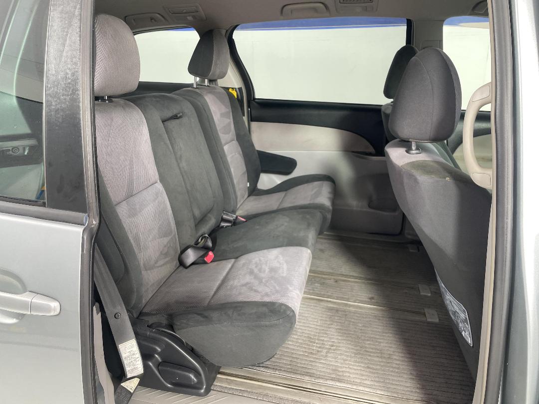 Photo '20' of Toyota Estima