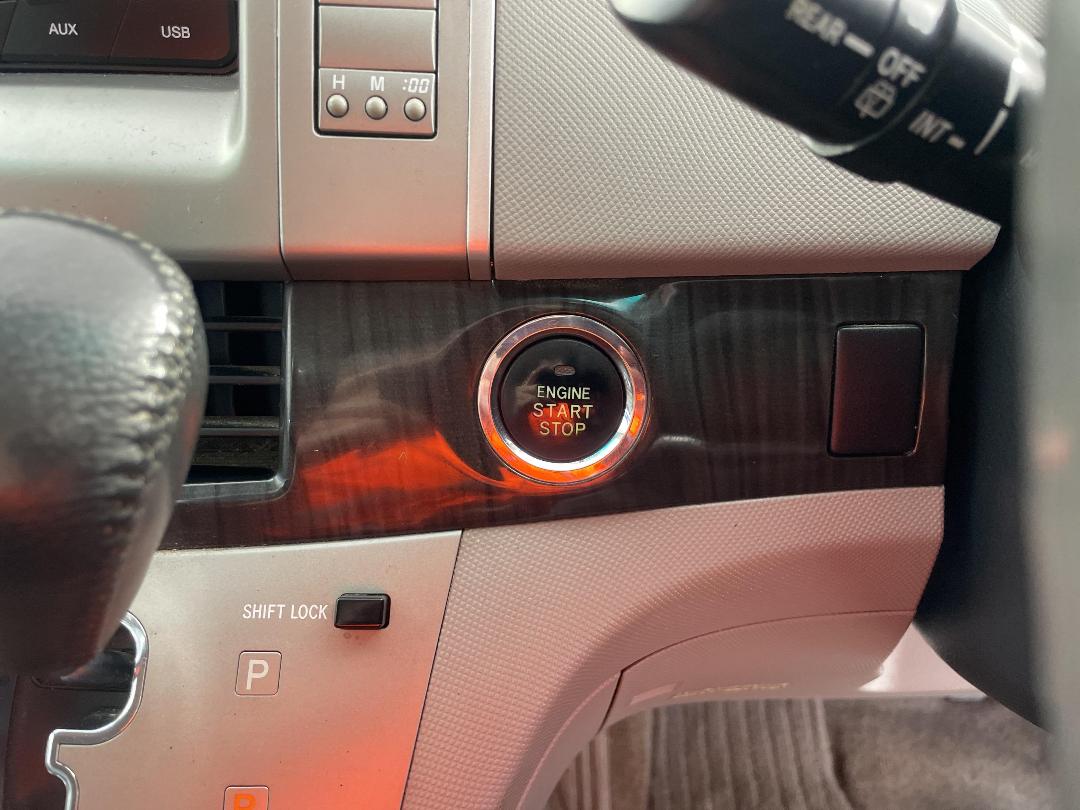 Photo '25' of Toyota Estima