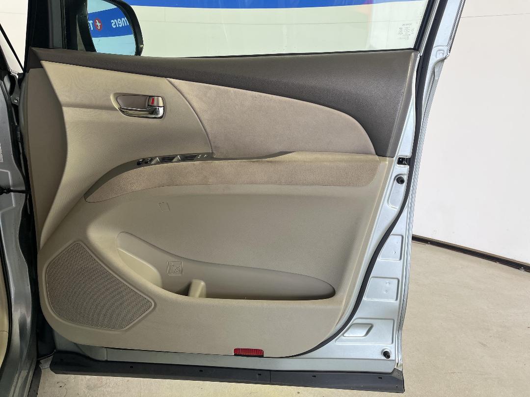 Photo '15' of Toyota Estima