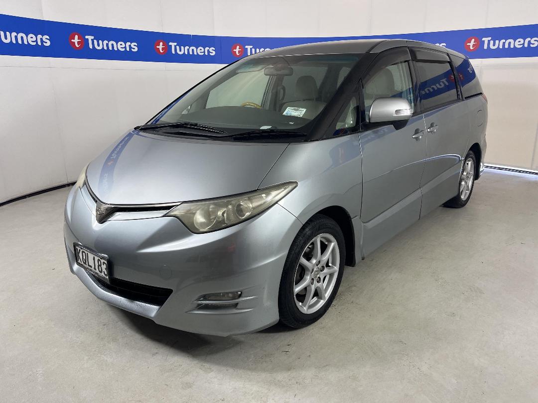 Photo '4' of Toyota Estima