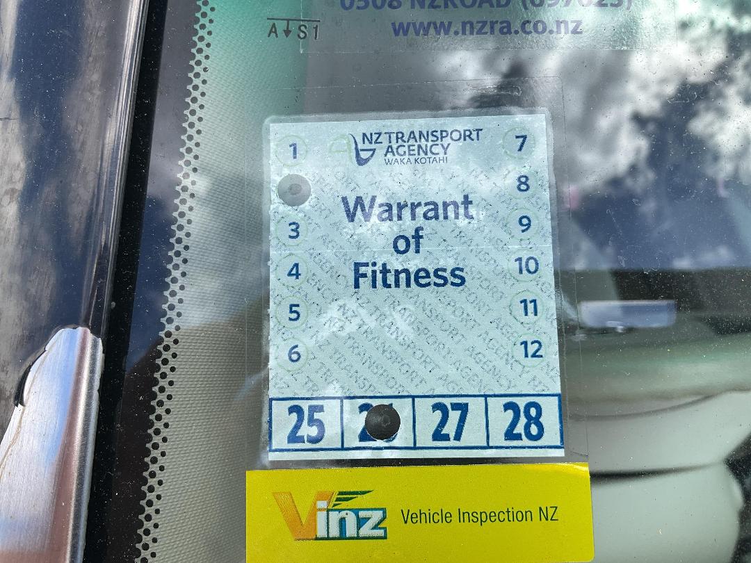 Photo '14' of Toyota Estima Photo '14' of Toyota Estima