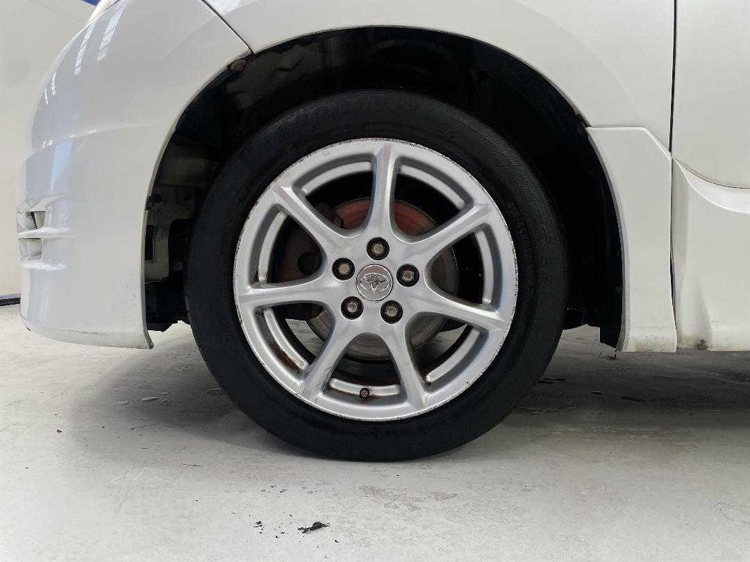 Photo '10' of Toyota Estima Photo '10' of Toyota Estima